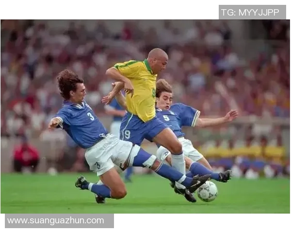 2020世界球星足球赛精彩回顾与赛场亮点解析 2020世界球星足球赛精彩回顾与赛场亮点解析