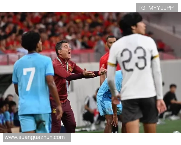 中国足球巨星成长历程与辉煌成就展现民族体育精神力量 中国足球巨星成长历程与辉煌成就展现民族体育精神力量