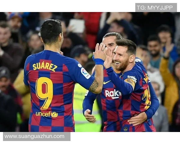 巴塞罗那足球明星荣耀时刻与绿茵场传奇故事探索